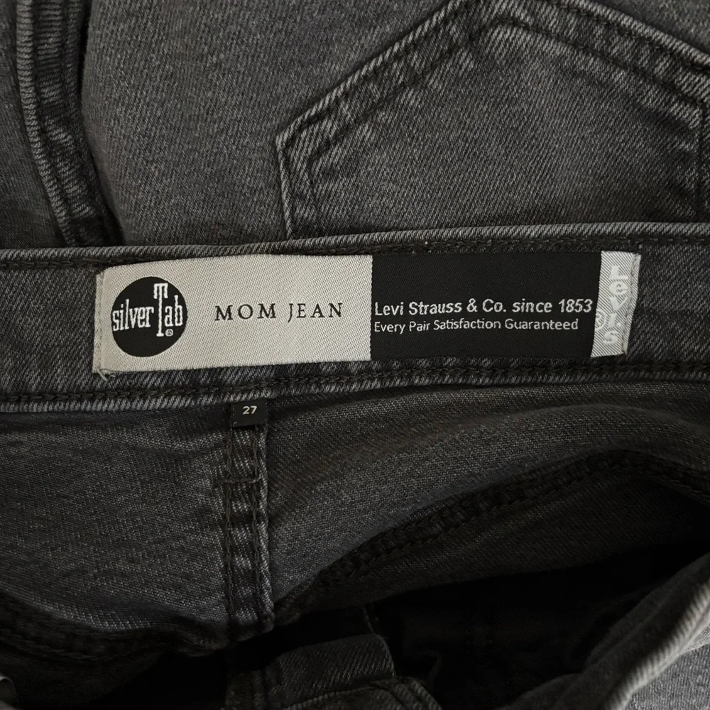 Levis Silvertab Jeans Womens 27 Black Mom Jean‎ High Rise Barrell Zip Fly Denim